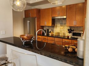 1901 Post Oak Boulevard 709, Houston TX 77056