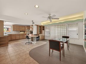 5437 Loch Lomond Drive, Houston TX 77096