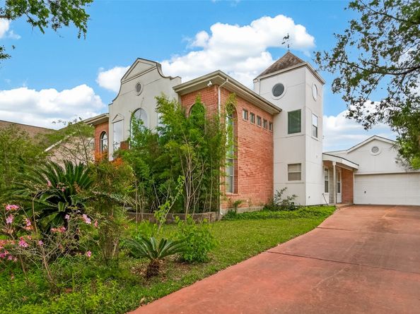 5437 Loch Lomond Drive, Houston TX 77096