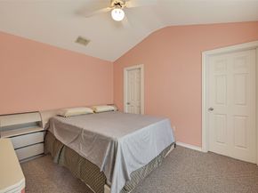 5437 Loch Lomond Drive, Houston TX 77096