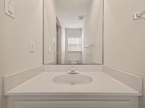 5437 Loch Lomond Drive, Houston TX 77096