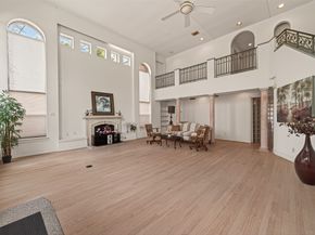 5437 Loch Lomond Drive, Houston TX 77096