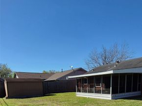 4219 Dragonwick Drive, Houston TX 77045