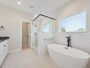 1303 Cordel Street B, Houston TX 77009