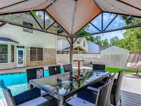 14 Dovetail Place, The Woodlands TX 77381