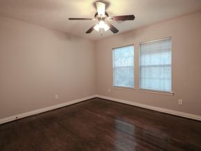 4609 University Oaks Boulevard, Houston TX 77004