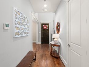 1045 Rosepoint Street, Houston TX 77018