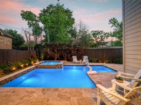 1045 Rosepoint Street, Houston TX 77018
