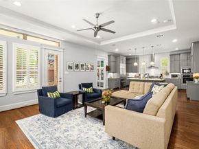 1045 Rosepoint Street, Houston TX 77018