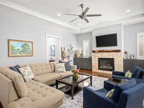 1045 Rosepoint Street, Houston TX 77018