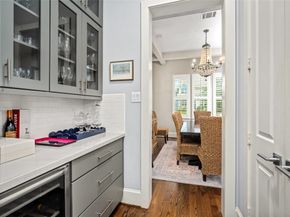 1045 Rosepoint Street, Houston TX 77018