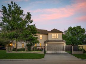 1045 Rosepoint Street, Houston TX 77018