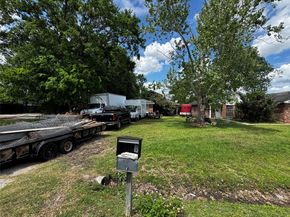 8910 Carousel Lane, Houston TX 77080