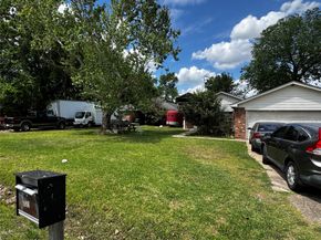 8910 Carousel Lane, Houston TX 77080