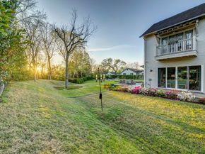 3922 Cotswold Street, Houston TX 77009