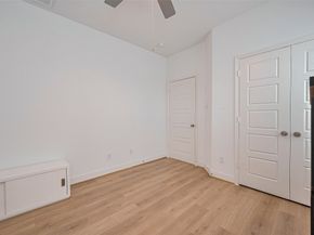 1615 Regents Gate Road, Houston TX 77055