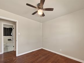 5810 Flamingo Drive, Houston TX 77033