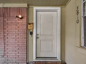 5810 Flamingo Drive, Houston TX 77033