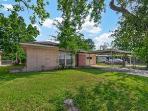 5810 Flamingo Drive, Houston TX 77033