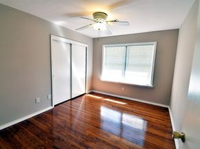 8510 Robindell Drive, Houston TX 77074