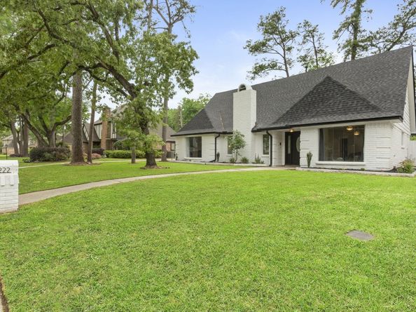 9222 New Forest Road, Spring TX 77379