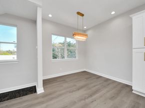 1605 Sylvester Road, Houston TX 77009