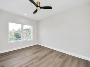 1605 Sylvester Road, Houston TX 77009