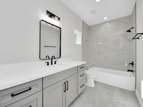 1605 Sylvester Road, Houston TX 77009
