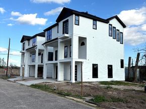 1716 Erin Street, Houston TX 77009