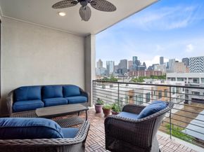2401 Crawford Street B304, Houston TX 77004