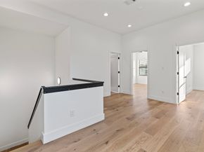 3802 Commerce Street, Houston TX 77003