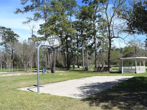 611 Saint Andrews Road, Kingwood TX 77339