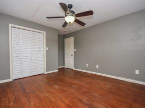 5710 Cherry Street, Houston TX 77026