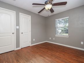 5710 Cherry Street, Houston TX 77026