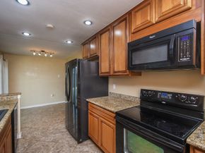 5710 Cherry Street, Houston TX 77026