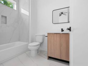 3405 Hutchins Street, Houston TX 77004