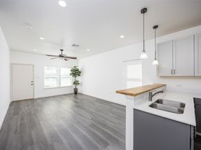 7817 Shotwell Street, Houston TX 77016