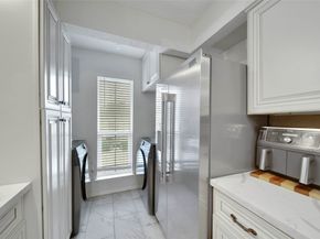 1900 Bay Area Boulevard 184, Houston TX 77058