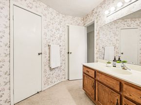 482 Lost Rock Drive, Houston TX 77598