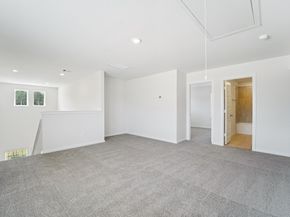 5719 Adamite Way, Houston TX 77048