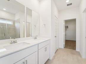 5719 Adamite Way, Houston TX 77048