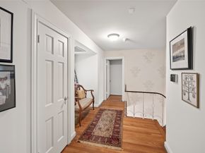 2229 Maroneal Street, Houston TX 77030