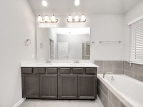 518 Ellwood Terrace Lane, Richmond TX 77406