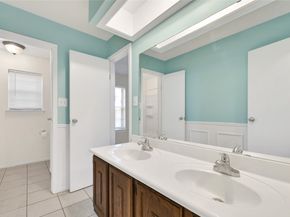 346 Lost Rock Drive, Houston TX 77598
