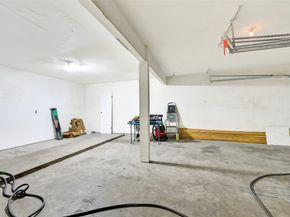 346 Lost Rock Drive, Houston TX 77598