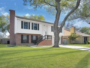 346 Lost Rock Drive, Houston TX 77598