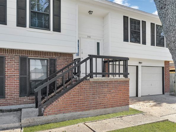 346 Lost Rock Drive, Houston TX 77598