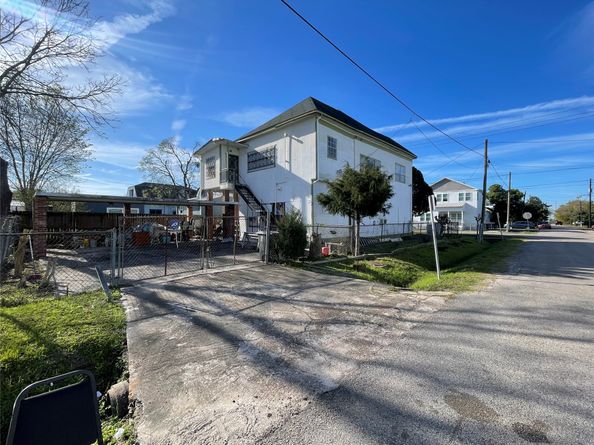 3601 Engelke Street, Houston TX 77003