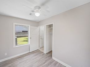 8527 Brower Street, Houston TX 77017