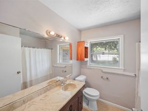 8527 Brower Street, Houston TX 77017